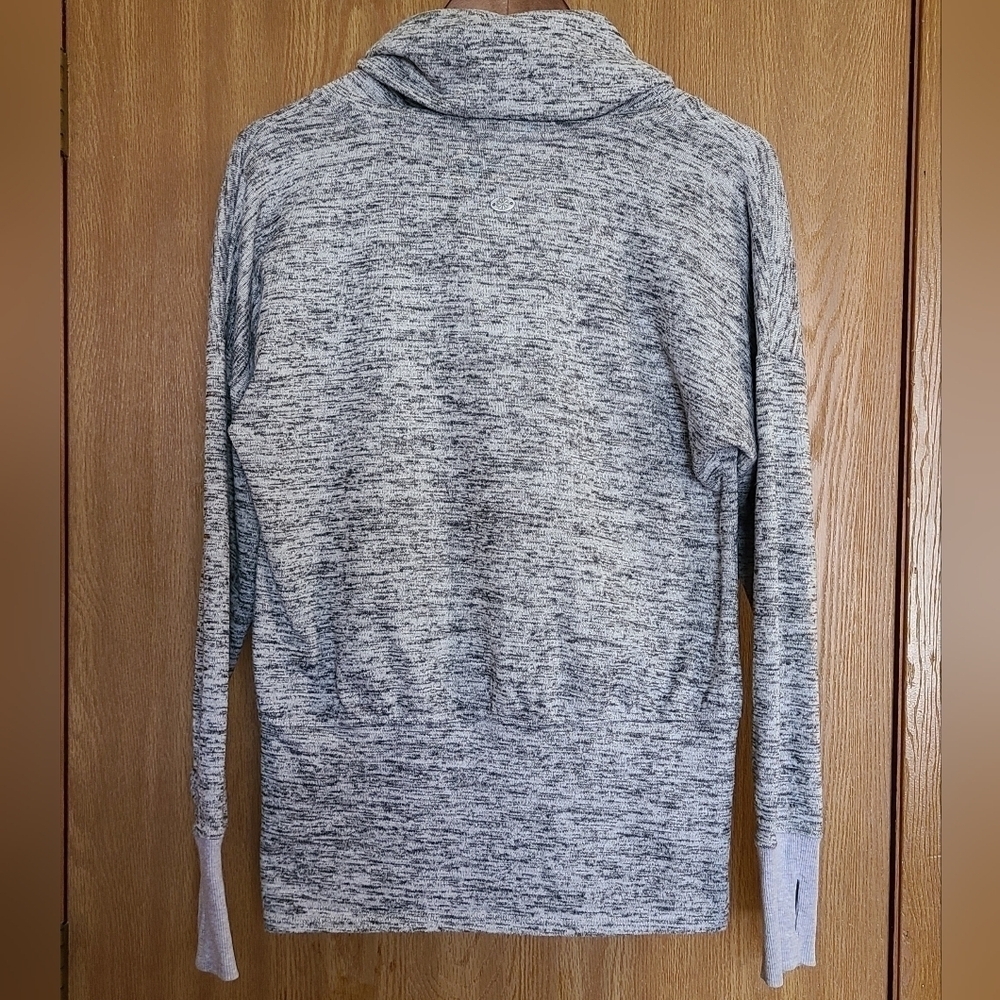 Athleta Batwing and Robin Sweater - Picture 4 of 8